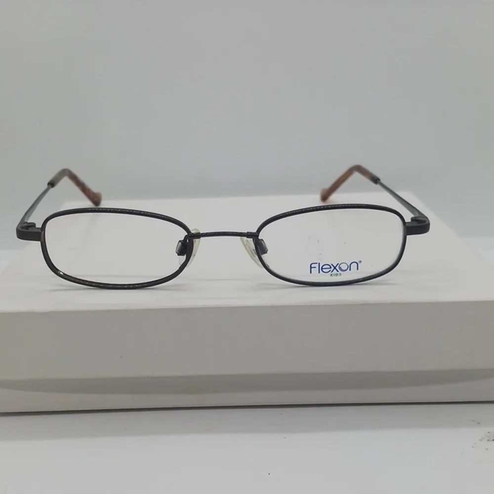 NWT KIDS FLEXON EYEGLASS FRAMES FUDGE BROWNIE